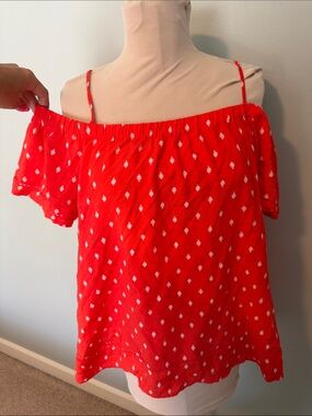 Old Navy Red Off-Shoulder Camisole with White Diamond Print
